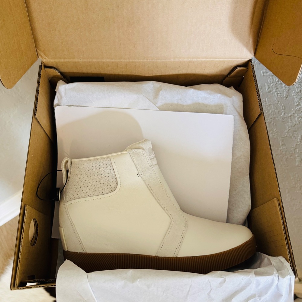 Sorel Out N About Wedge Leather Bootie, Ankle Boots White/Sea Salt, Size‎ 10 NWT - Picture 3 of 16